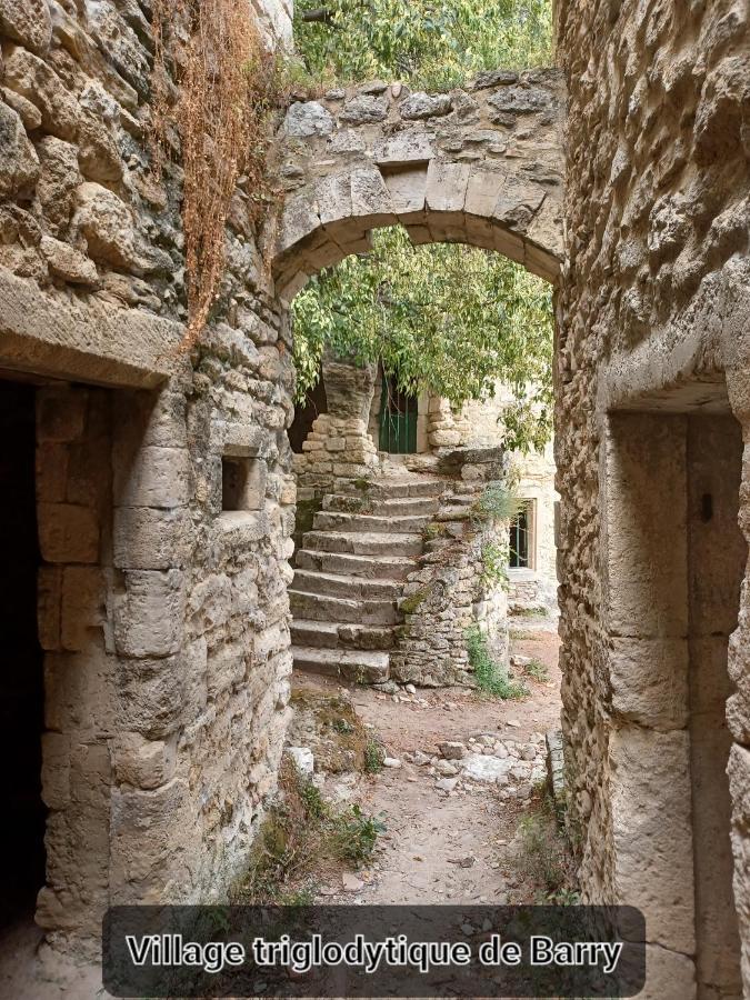 Lou Bagnou Mi-Clos Bagnols-sur-Cèze Εξωτερικό φωτογραφία